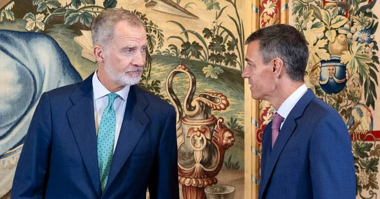 A gaffe de Sánchez que expõe a tensão com o Rei sobre Ceuta