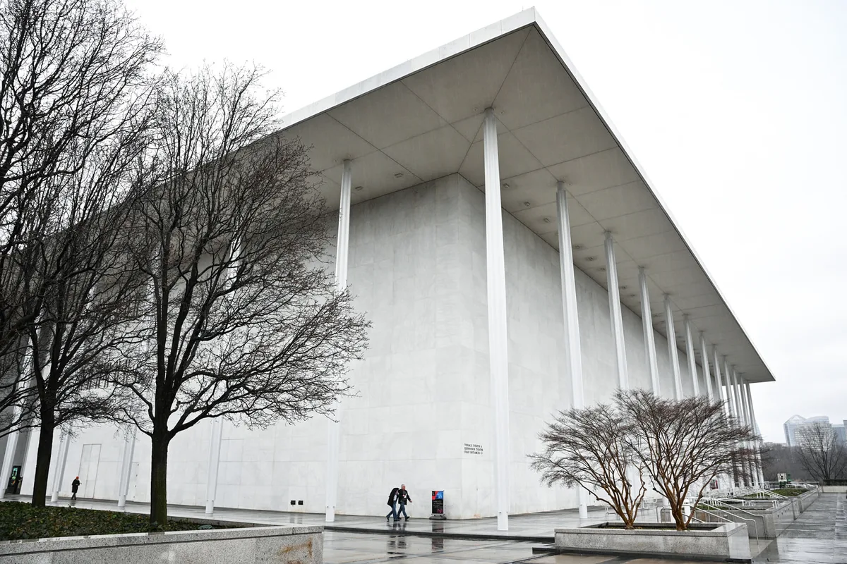 Judge hits DOJ lawyers with barrage of questions on Kennedy Center changes