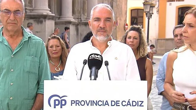 El PP pide la dimisión de la ministra de Sanidad por la "crisis sanitaria" en Ceuta