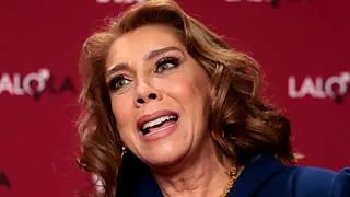 Cynthia Klitbo revela su doloroso pasado con su violento exnovio