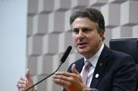 TSE define regras para canais de WhatsApp ligados a campanhas; entenda