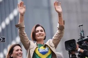 Datafolha: Michelle Bolsonaro lidera disputa e tem 19% na disputa pelo Senado no DF
