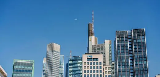 Cum-Ex-Skandal: Staatsanwaltschaft klagt vier Ex-Commerzbanker an
