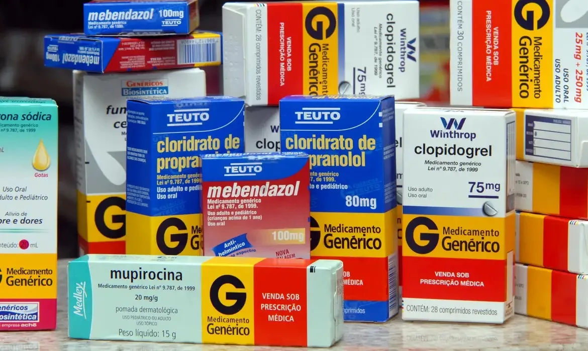 Anvisa prepara regras para delivery de medicamentos por apps