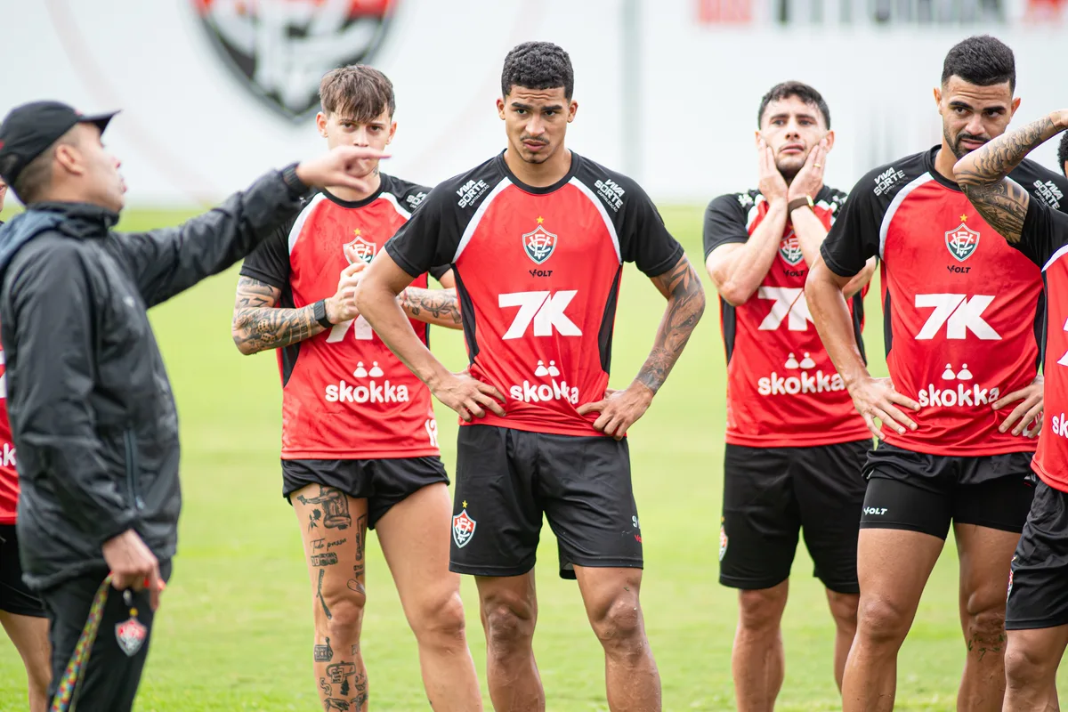 Vitória se reapresenta e começa preparação para o Ba-Vi 508