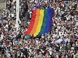 Stammt noch von Orban-Regierung: Ungarn kippt Regeln zu Homosexualität in umstrittenem Gesetz