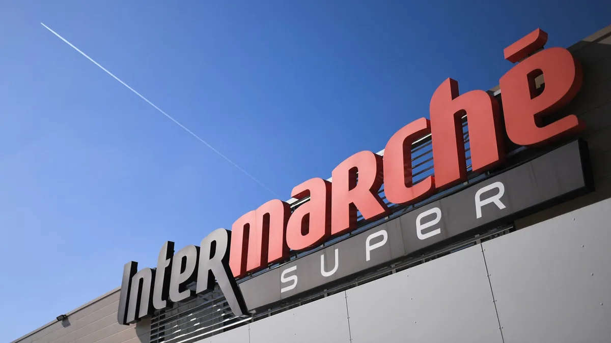 Quand votre Auchan deviendra-t-il un Intermarché? Découvrez-le avec notre moteur de recherche