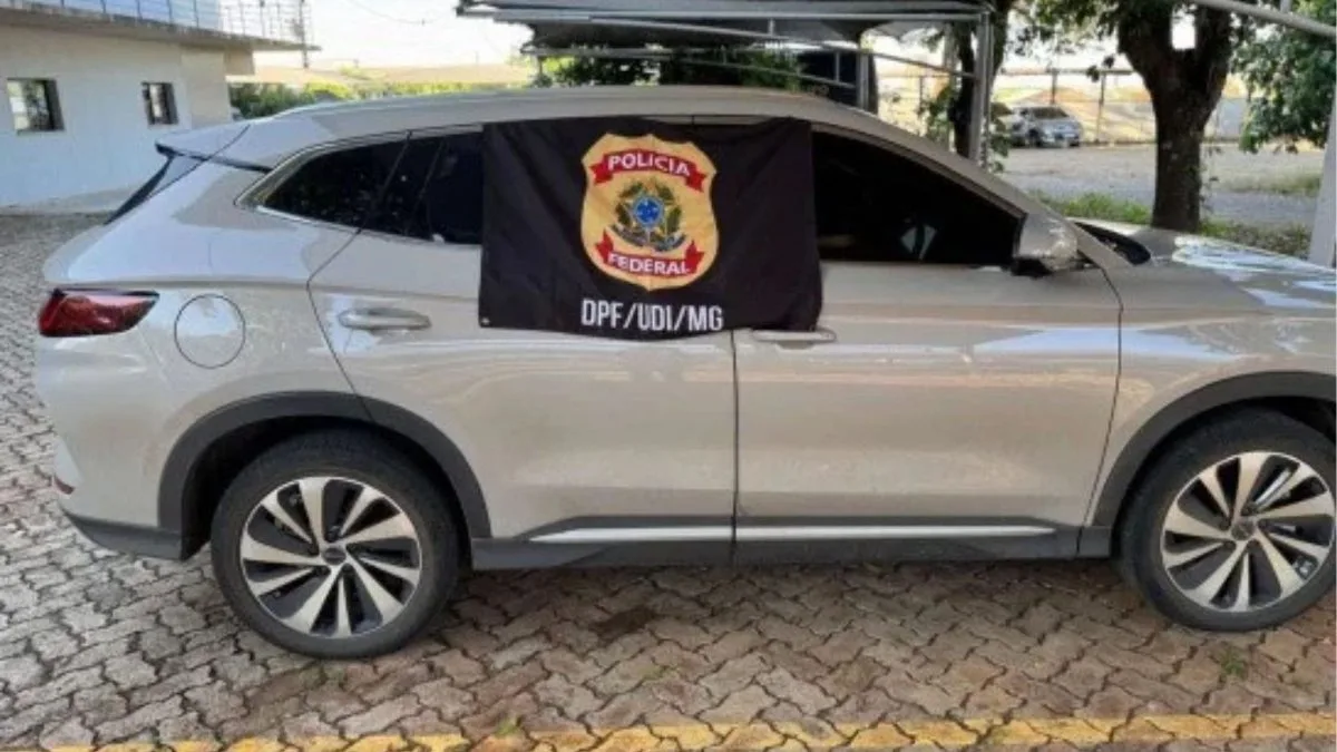 Biometria facial e foto para receber ‘brinde’ eram golpe para financiar R$ 453 mil em carros sem autorização das vítimas