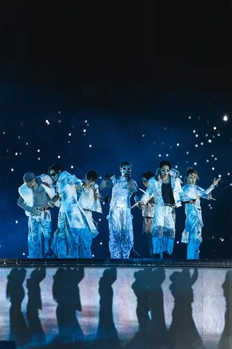 BTS, 페루 첫 공연에 15만명 환호…"251억 관광 경제효과" 전망