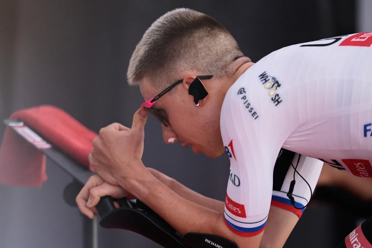 Tadej Pogacar abandona la Vuelta a España 2026 tras brutal caída: ¿qué lesiones sufrió?