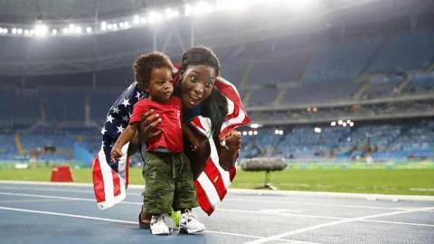 El deporte empieza a poner reglas a la maternidad