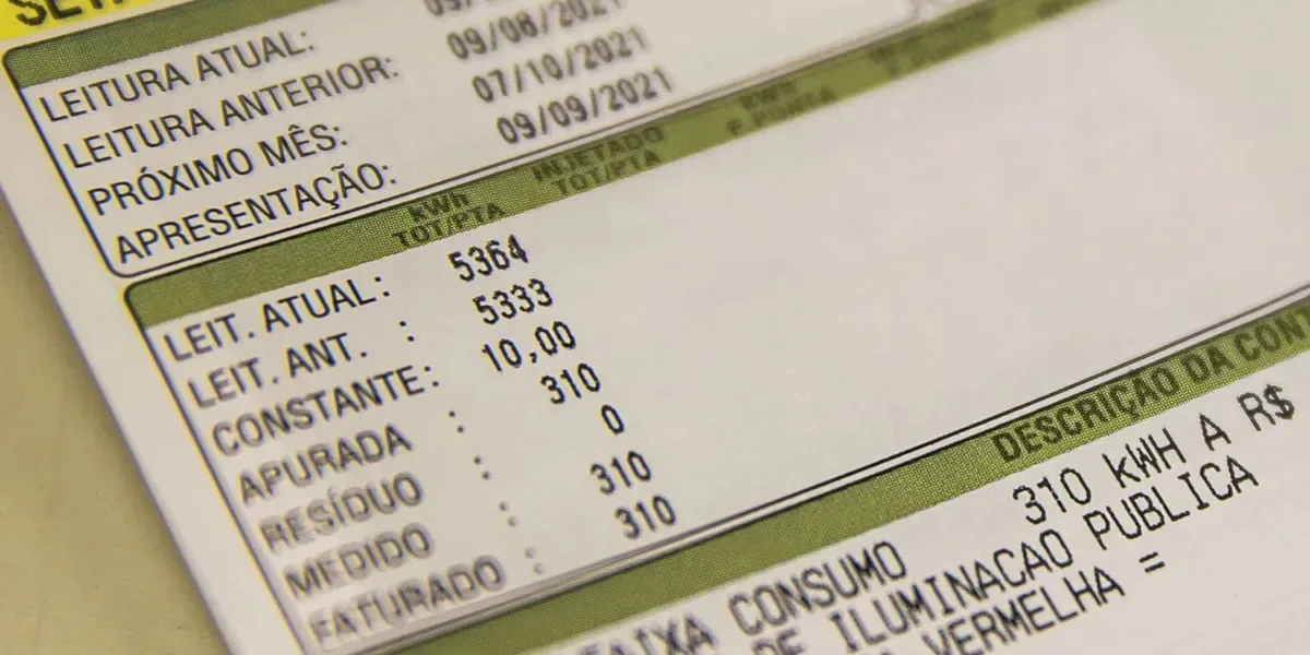 Conta de luz segue com cobrança extra pelo 5º mês seguido; entenda