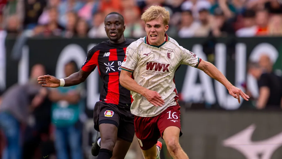Was für ein Aufstieg! - Augsburg-Star steht im Klopp-Aufgebot