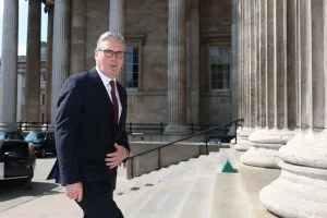 Starmer renuncia ao Parlamento e diz que irá focar em ‘assuntos internacionais’
