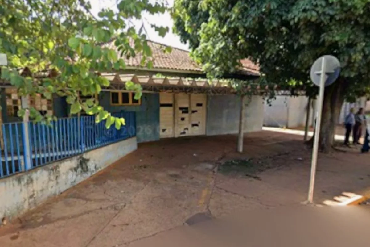 Homem é encontrado morto com perfurações no peito em antigo centro de saúde de Campo Grande
