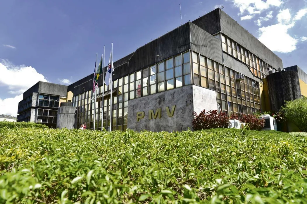 Anchieta, Vitória e Transpetro: 20 mil vagas em concursos e seleções