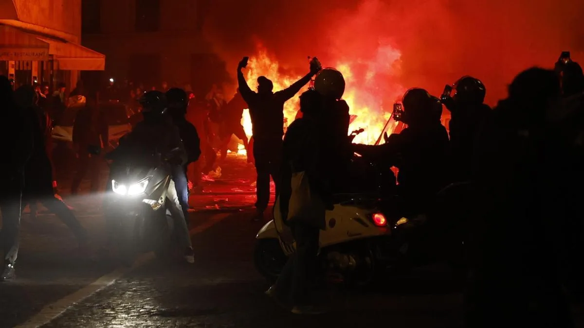 El ayuntamiento de Limoges en llamas y otras imágenes de los disturbios en Francia