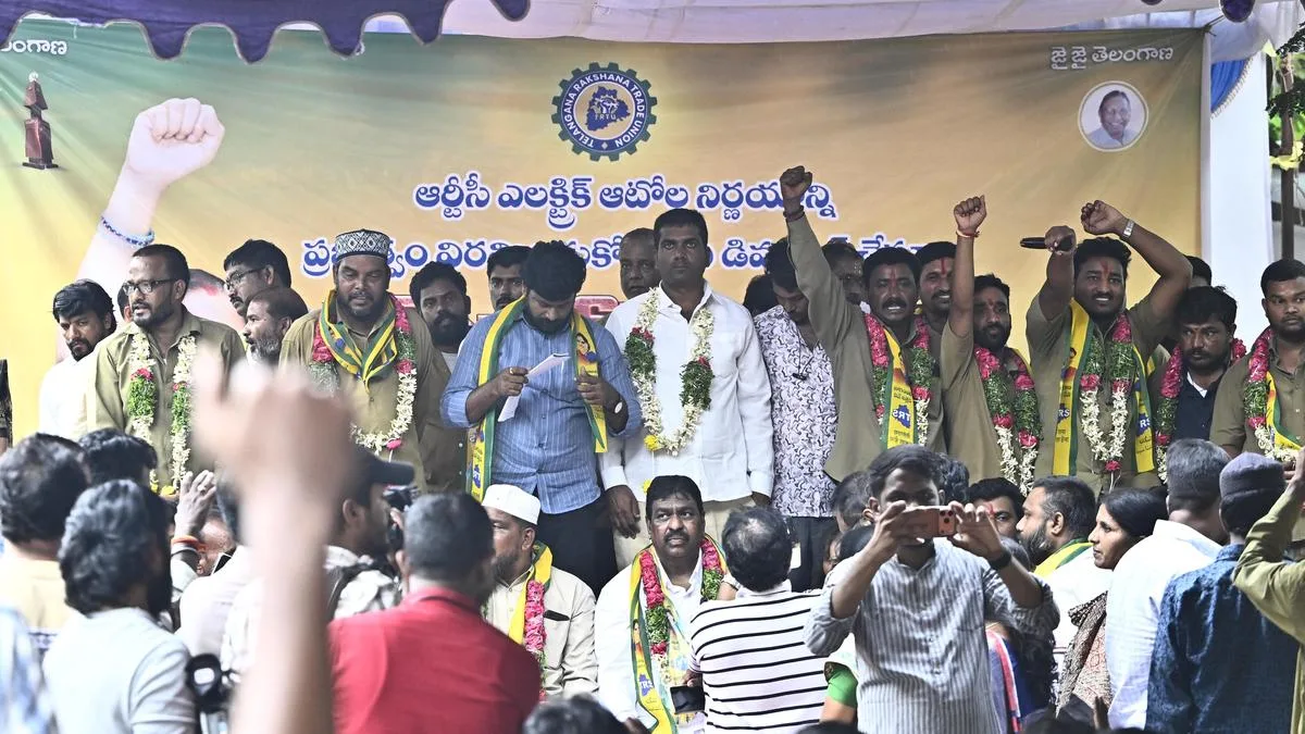 Telangana auto drivers call off strike after government assures welfare board, fare hike