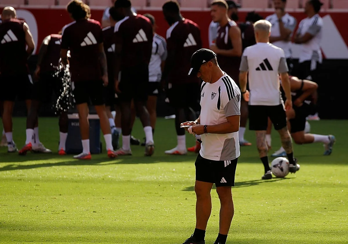 El nuevo Sevilla FC se pone a prueba ante el Espanyol de Monchi