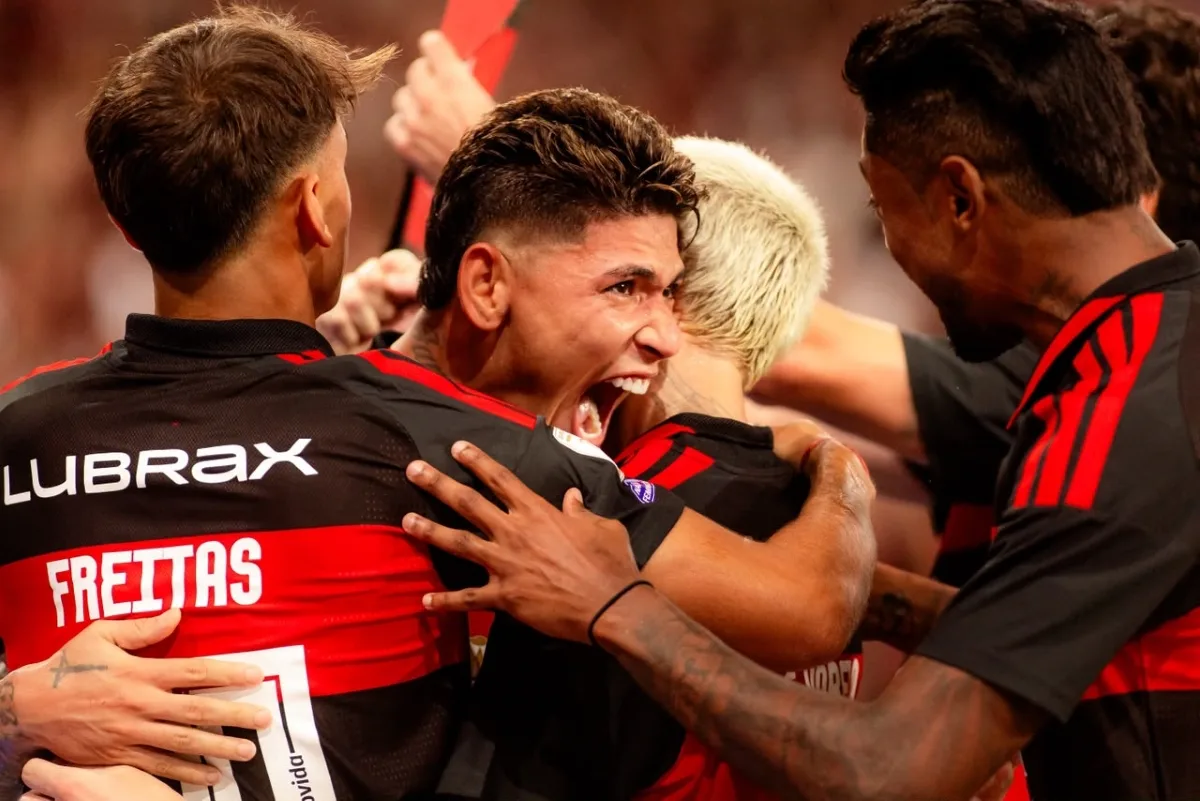 Flamengo chega a 69,8% de chances de título no Brasileirão
