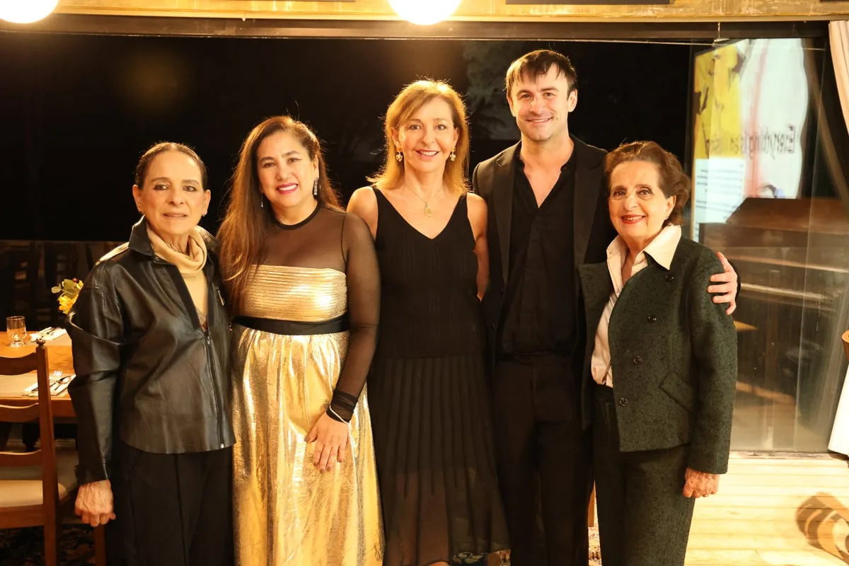 18 anos na charmosa Fazenda Camocim com trilha sonora especial e pocket de arte