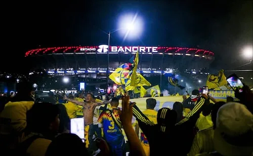América llega al Estadio Banorte en medio de un impresionante recibimiento; así fue la fiesta azulcrema