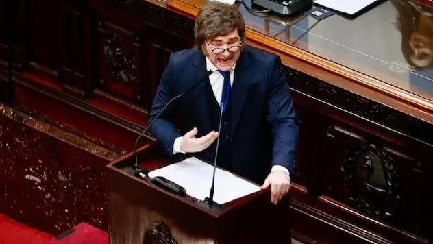 La “manta corta” libertaria: el dilema de elegir entre reactivar la economía o bajar la inflación