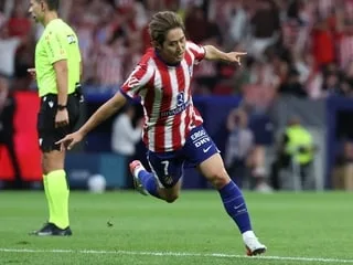 VIDÉO. Le bijou de Lee Kang-in pour libérer l’Atlético de Madrid, vainqueur face à Malaga pour sa rentrée en Liga