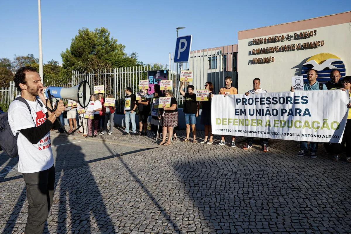 Greve: escolas podem fechar na próxima semana, no dia 2