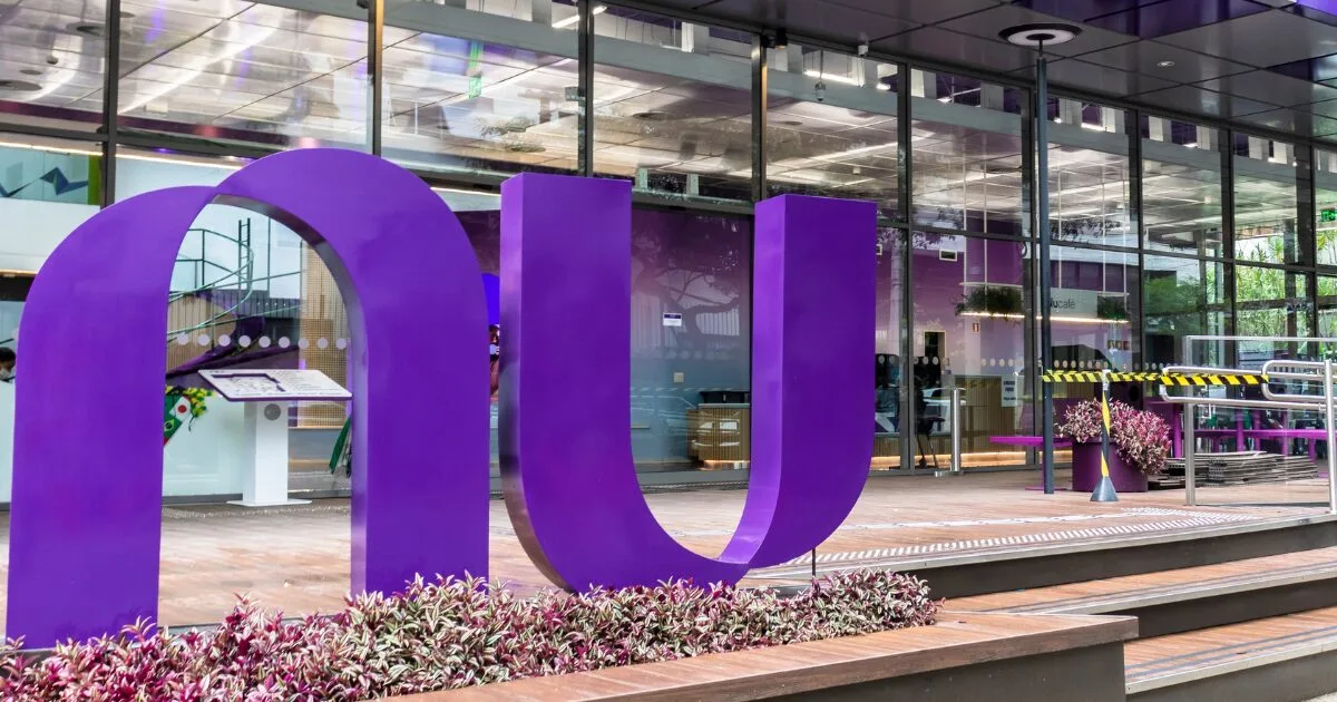 Nubank lança programa de estágio em IA com 50 vagas abertas a universitários