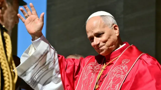 Papa alerta contra "idolatria" que corrompe projetos políticos e económicos