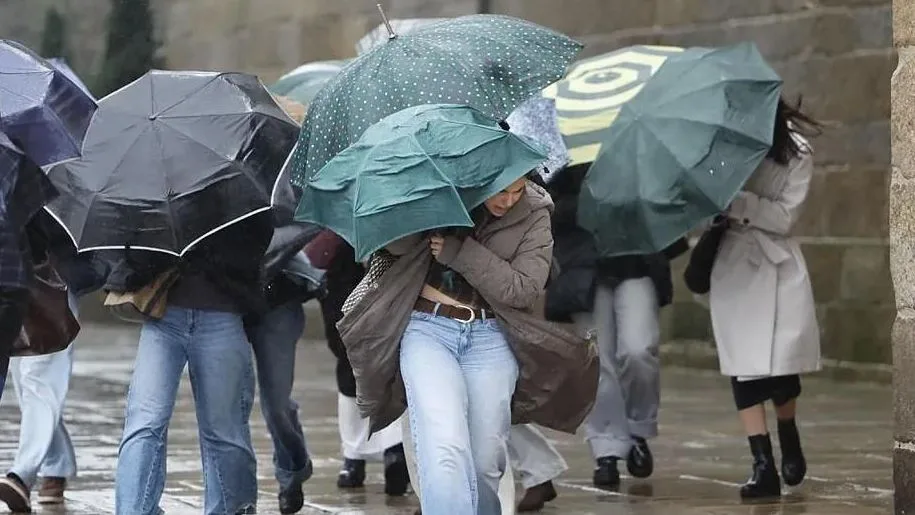 Los meteorólogos coinciden: el calor del Mediterráneo convertirá el primer frío antes del otoño en tormentas intensas