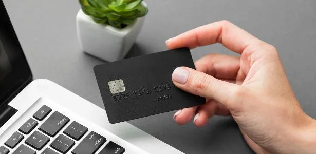 Bancos turbinam cartões ultra premium em meio à disputa por clientes ricos
