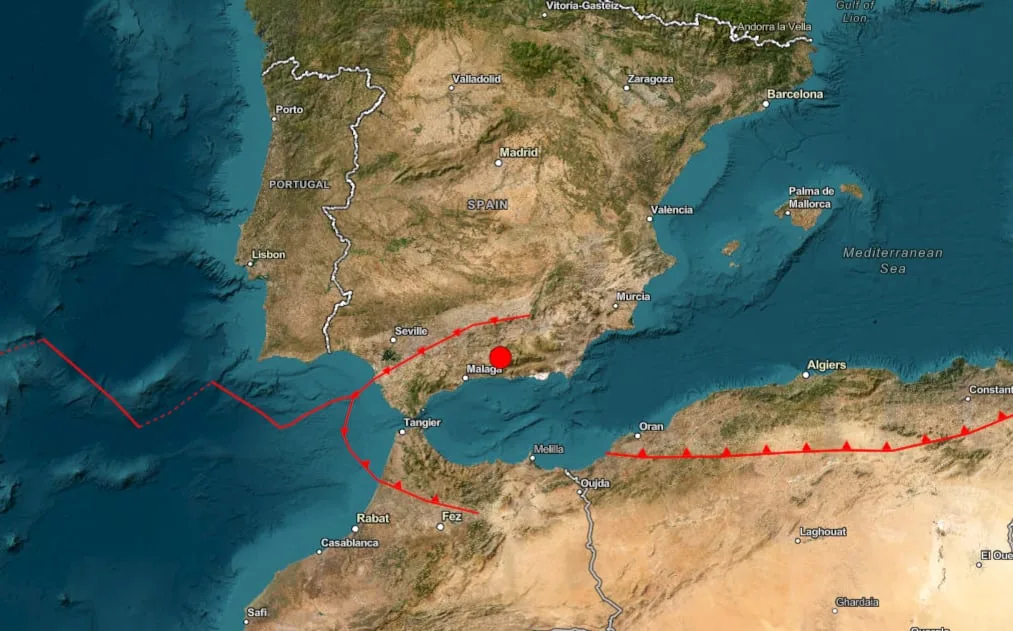 Un sismo de magnitud 5,2 golpeó el sur de España y provocó destrozos en Granada