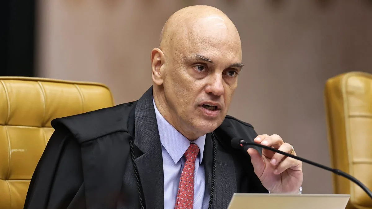 Moraes vota para igualar licença-maternidade e licença para adoção, mas decisão do STF ainda depende de julgamento suspenso