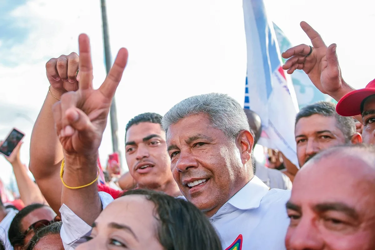 Jerônimo troca debate da TV Bahia por agenda com Lula em Feira de Santana