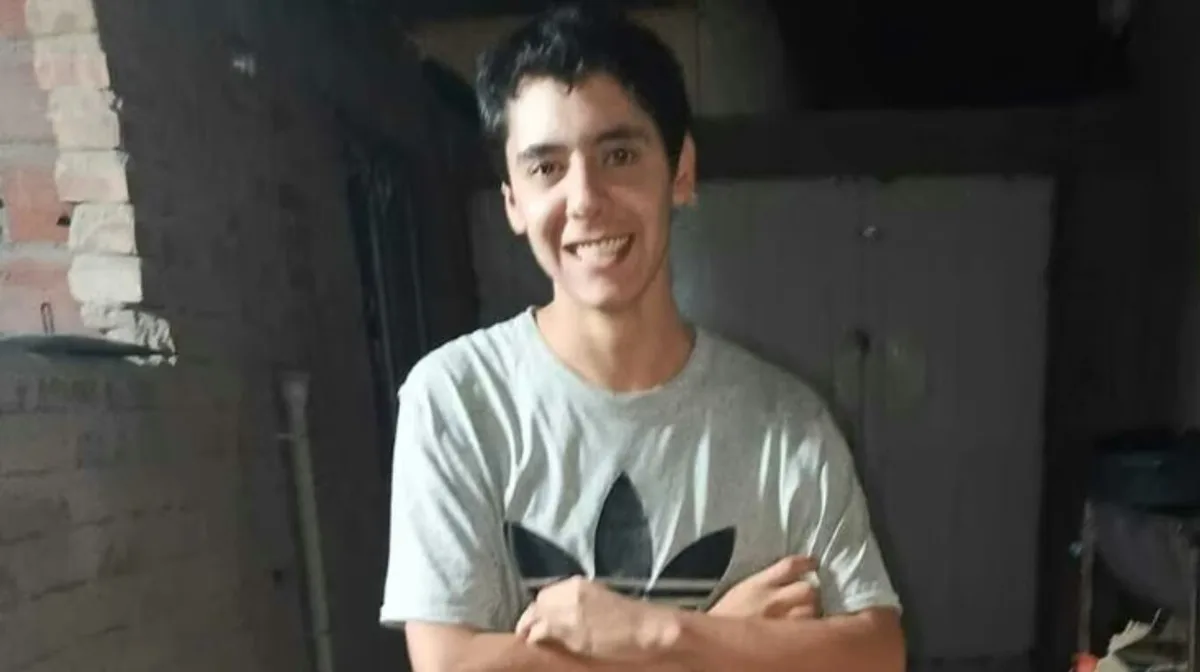 El cuerpo calcinado que encontraron en Neuquén es del joven desaparecido hace una semana: hay un detenido