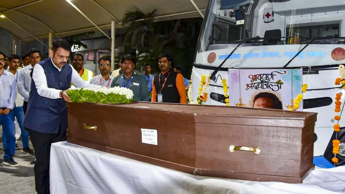 Nana Patekar’s last rites conducted at his Pune farmhouse with full State honours