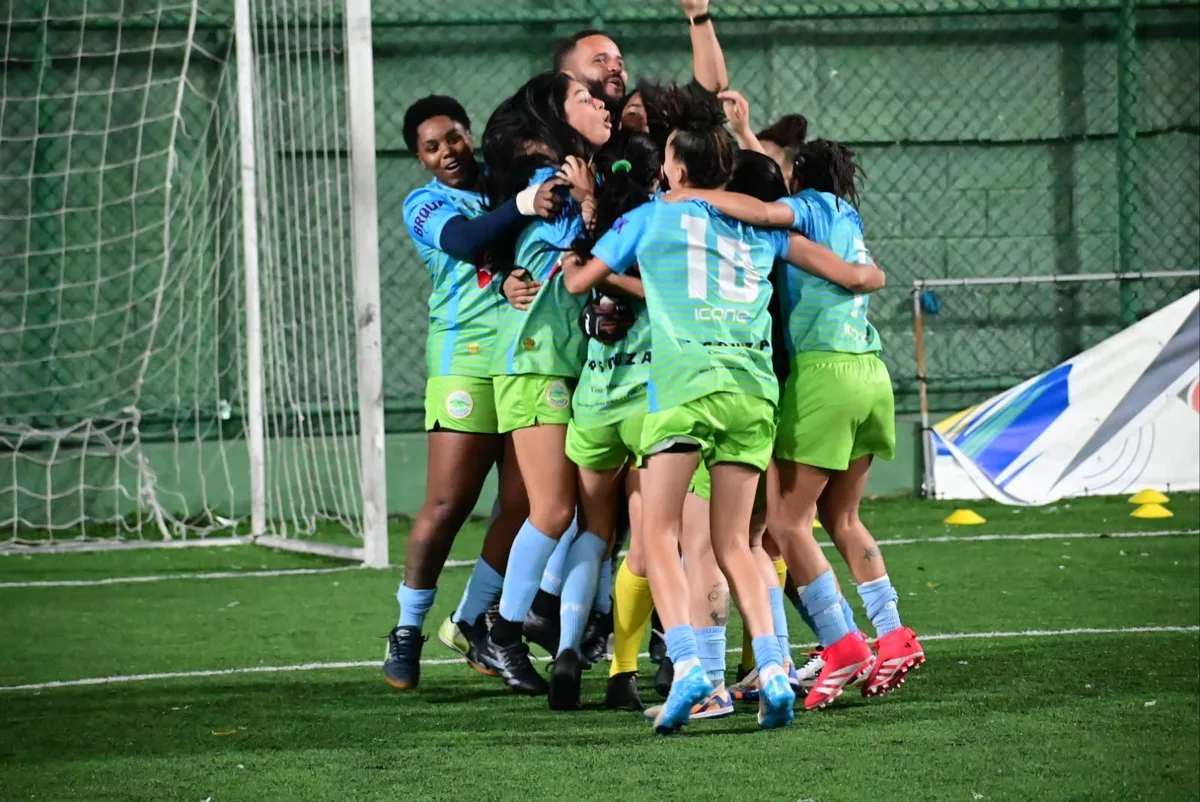Veja fotos das semifinais do torneio feminino da Copa Vitória das Comunidades
