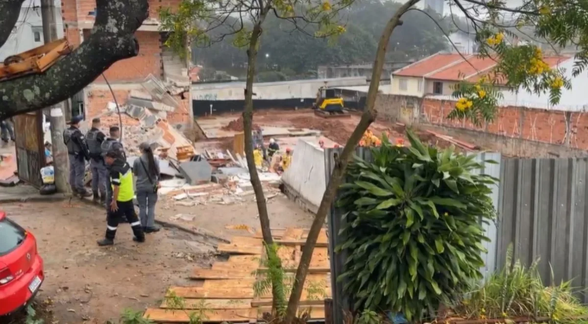 Prédio residencial desaba em São Bernardo do Campo e deixa ao menos quatro feridos