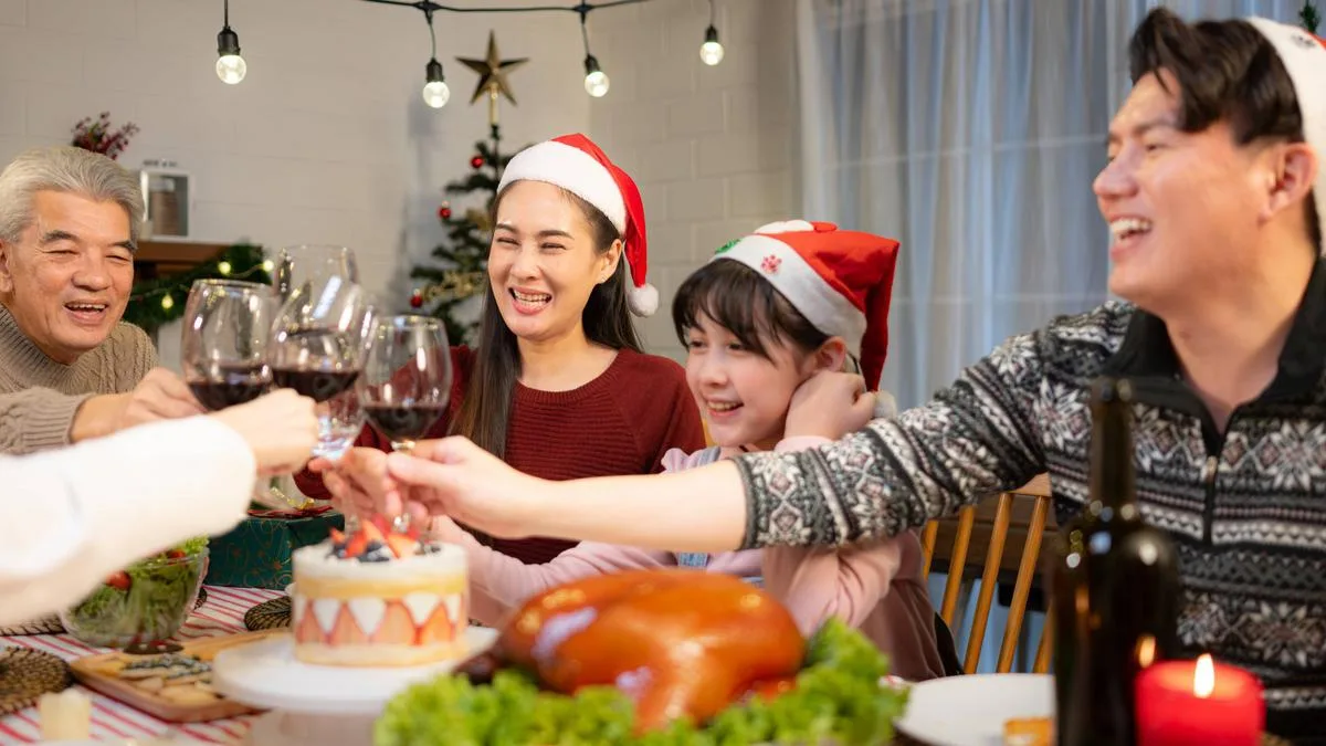 Eating together with loved ones has health benefits