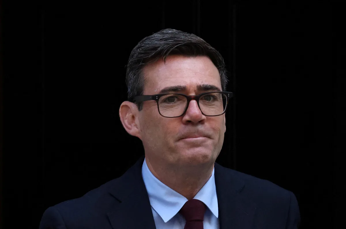Tras afirmar que Rusia intervino en el Brexit, el primer ministro británico pidió reforzar los lazos con la UE
