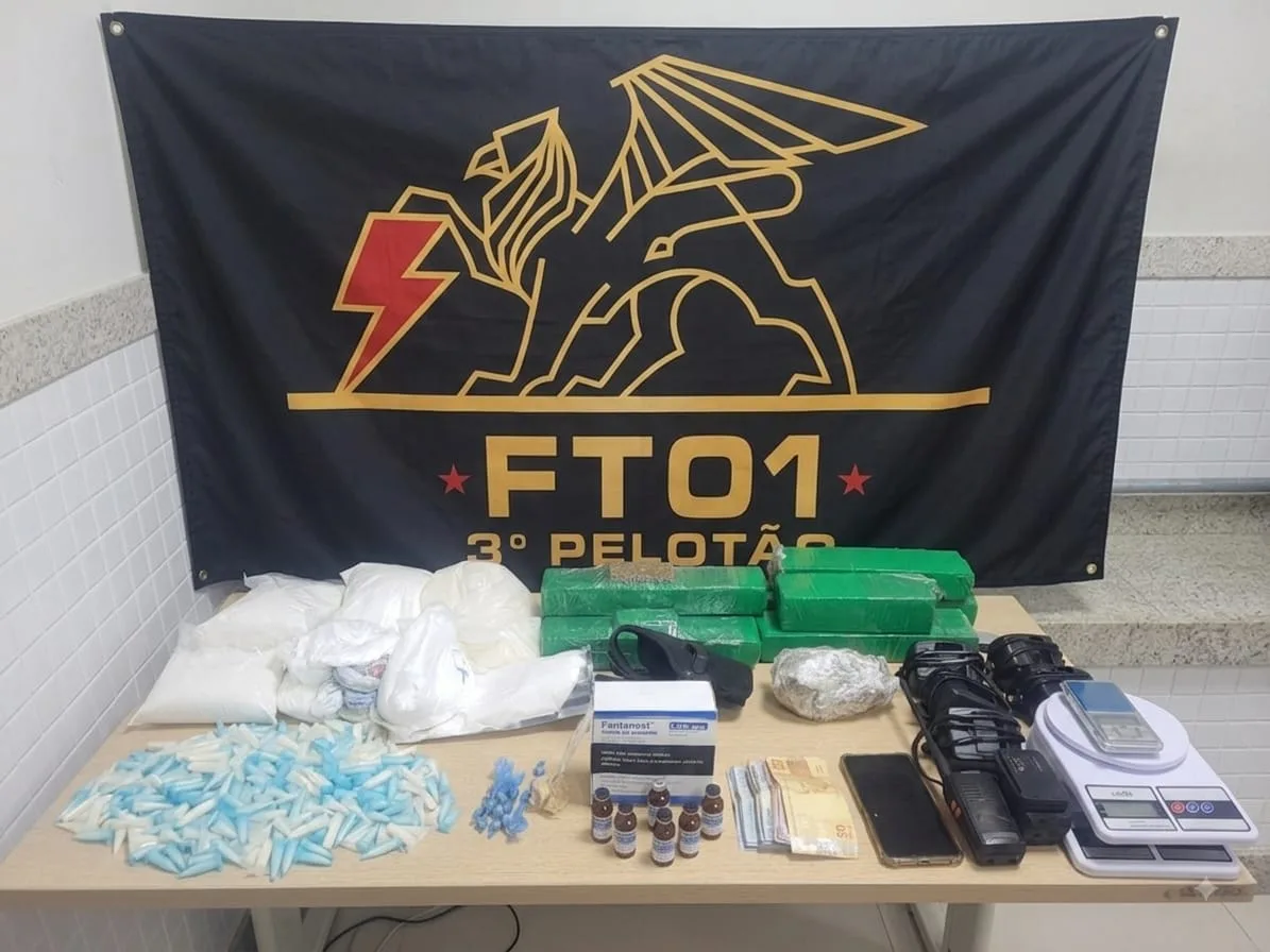 Suspeito de ser gerente do tráfico em Vitória é preso com fentanil e outras drogas