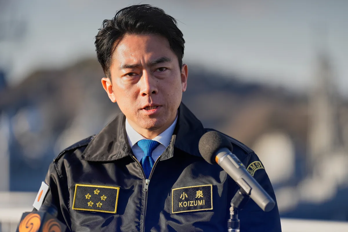 일본 “북한 미사일 최고 고도 90㎞·비행거리 320㎞···외교 경로 통해 항의”