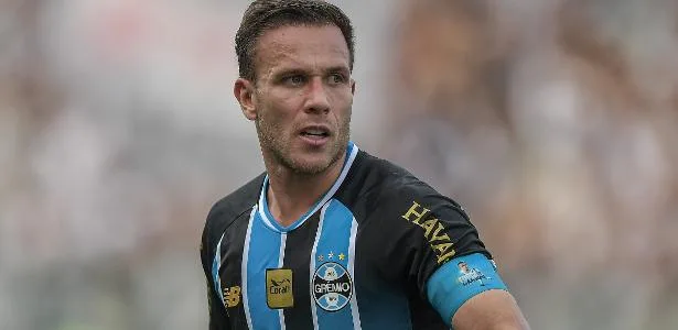 Santos: como Arthur pode ajudar Cuca a resolver problema no meio de campo