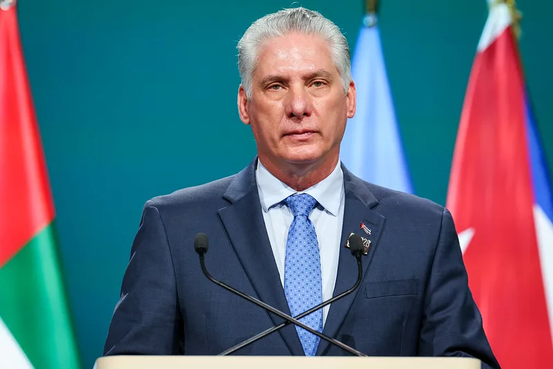 Socialismo e capitalismo: o duplo padrão do jornalismo contra Cuba
