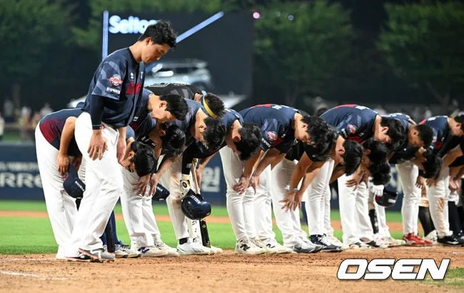 [사진]롯데,'20안타 치고도 패배'