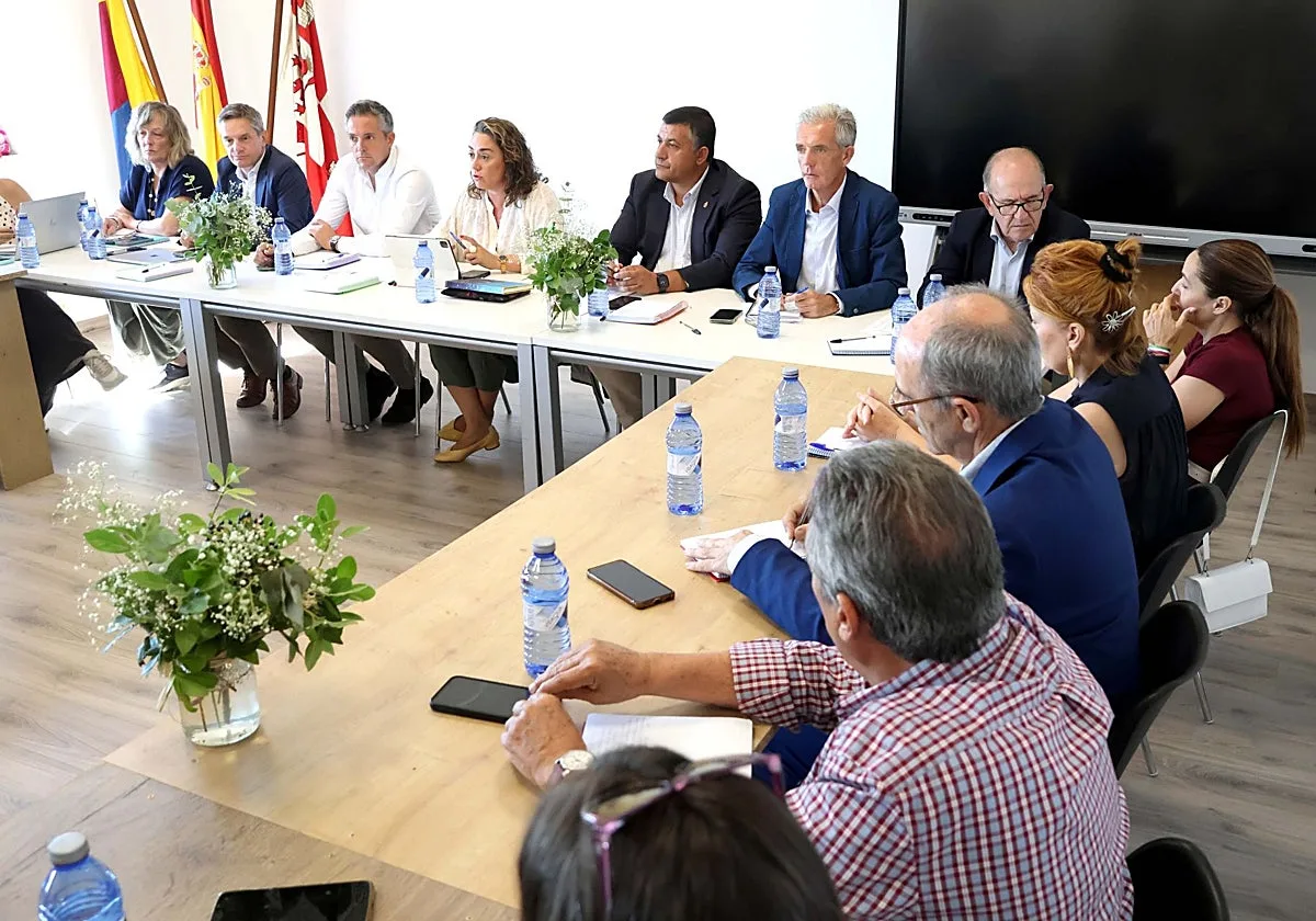 La «recuperación» tras los incendios avanza en Ávila con una dotación inicial de 5,1 millones