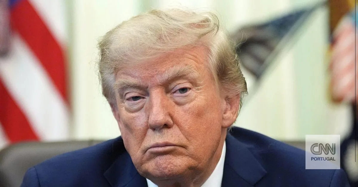 Trump sugere mudar o nome do Estreito de Ormuz para "Estreito de Trump"