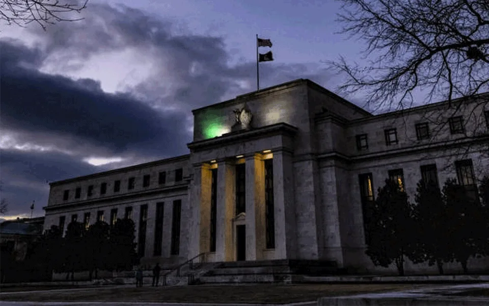 Fed: Economia dos EUA cresce com contributos da Defesa e centros de dados
